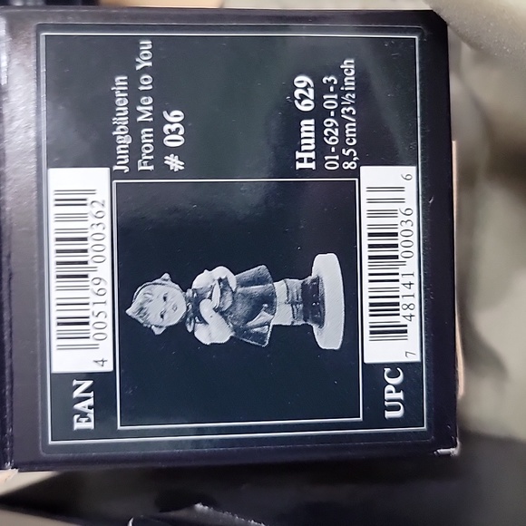 Hummels - Picture 9 of 16